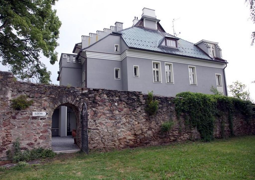 Penzion Vila Elektra Bechyně Exteriör bild